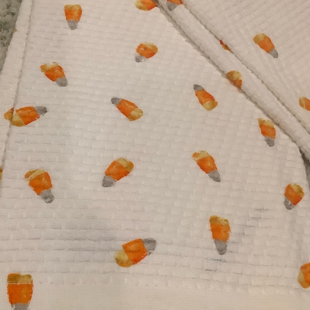 Kitchen Aid Candy Corn Designer Kitchen Towels Set of 2, NWT Cotton 16x28” - Picture 10 of 12
